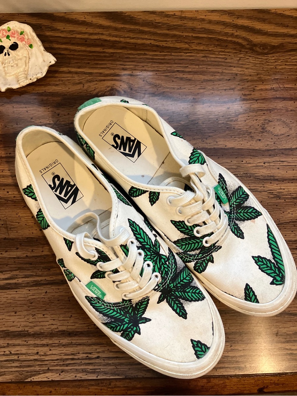 Vans OG Authentic LX Sweet Leaf in White